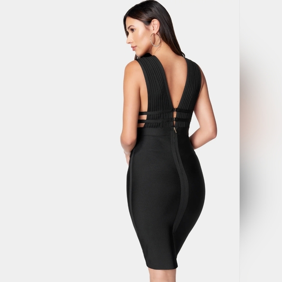 11. NWT BEBE PLUNGE NECK BANDAGE DRESS SIZE XS - Picture 3 of 9